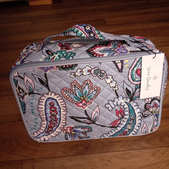 Vera Bradley Handbags - Vera Bradley Large Blush & Brush Makani Paisley